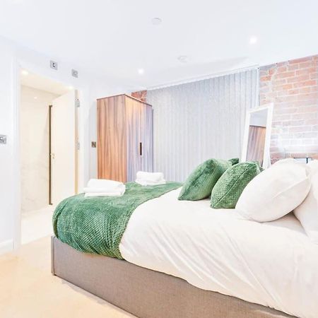 Modern 1 Bed Apartment In Burton-On-Trent Extérieur photo
