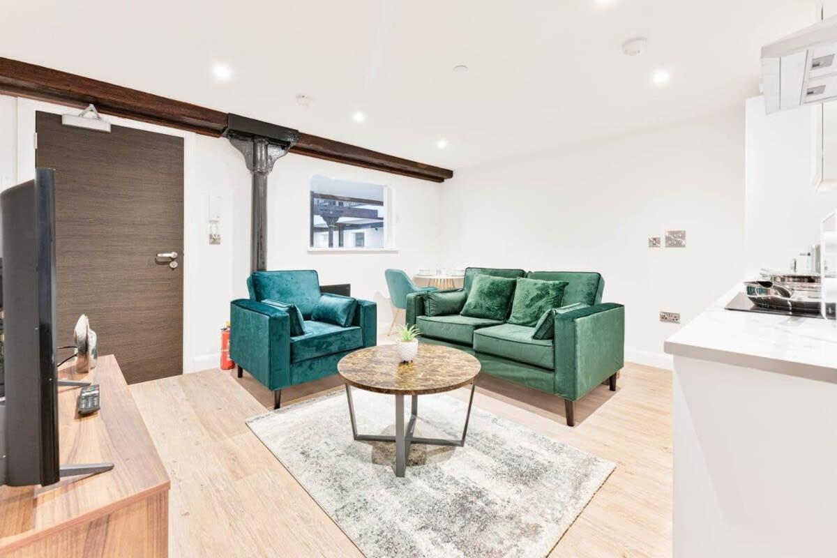 Modern 1 Bed Apartment In Burton-On-Trent Extérieur photo